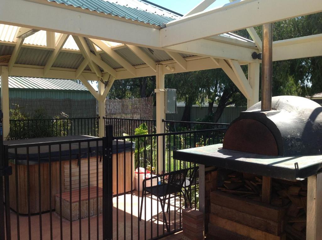 Busselton Guest House Eksteriør bilde